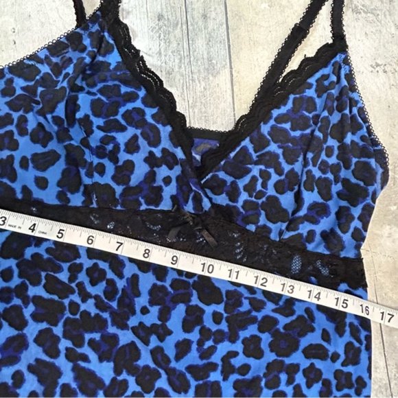 Blue Cheetah print Sleepwear and Loungewear in size 2X - Picture 6 of 8